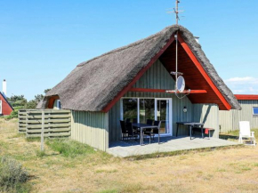 Отель Comfortable Cottage in Hvide Sande with Terrace  Хвиде Санде